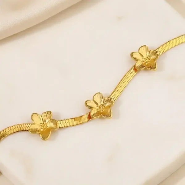 Pulseras para mujer de moda diseño malla flexible con apliques florales de acero inoxidable y baño de oro 18k