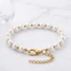 Pulsera perla nacarada para dama con cadena en acero inoxidable y recubrimiento de oro 18k